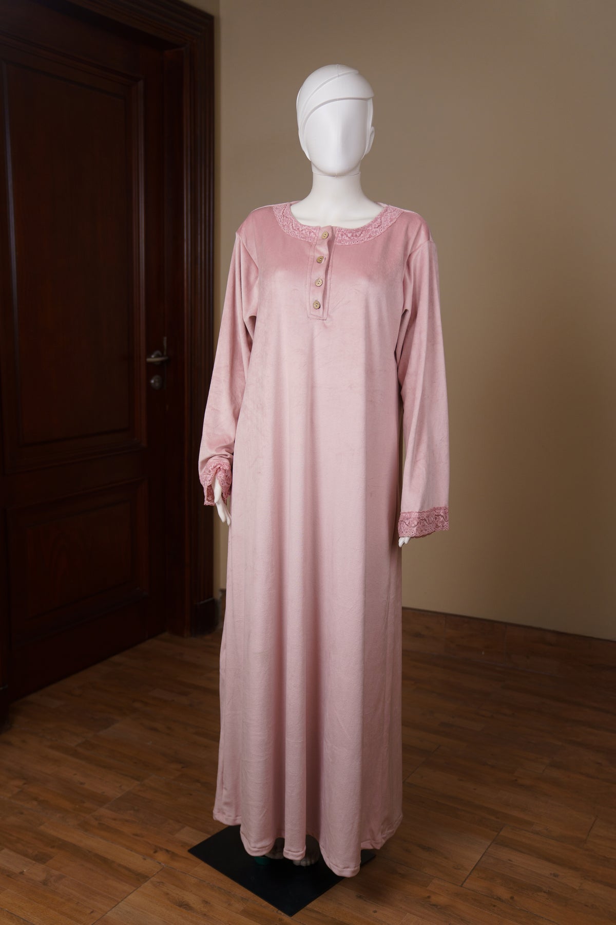 Queen Nightgown