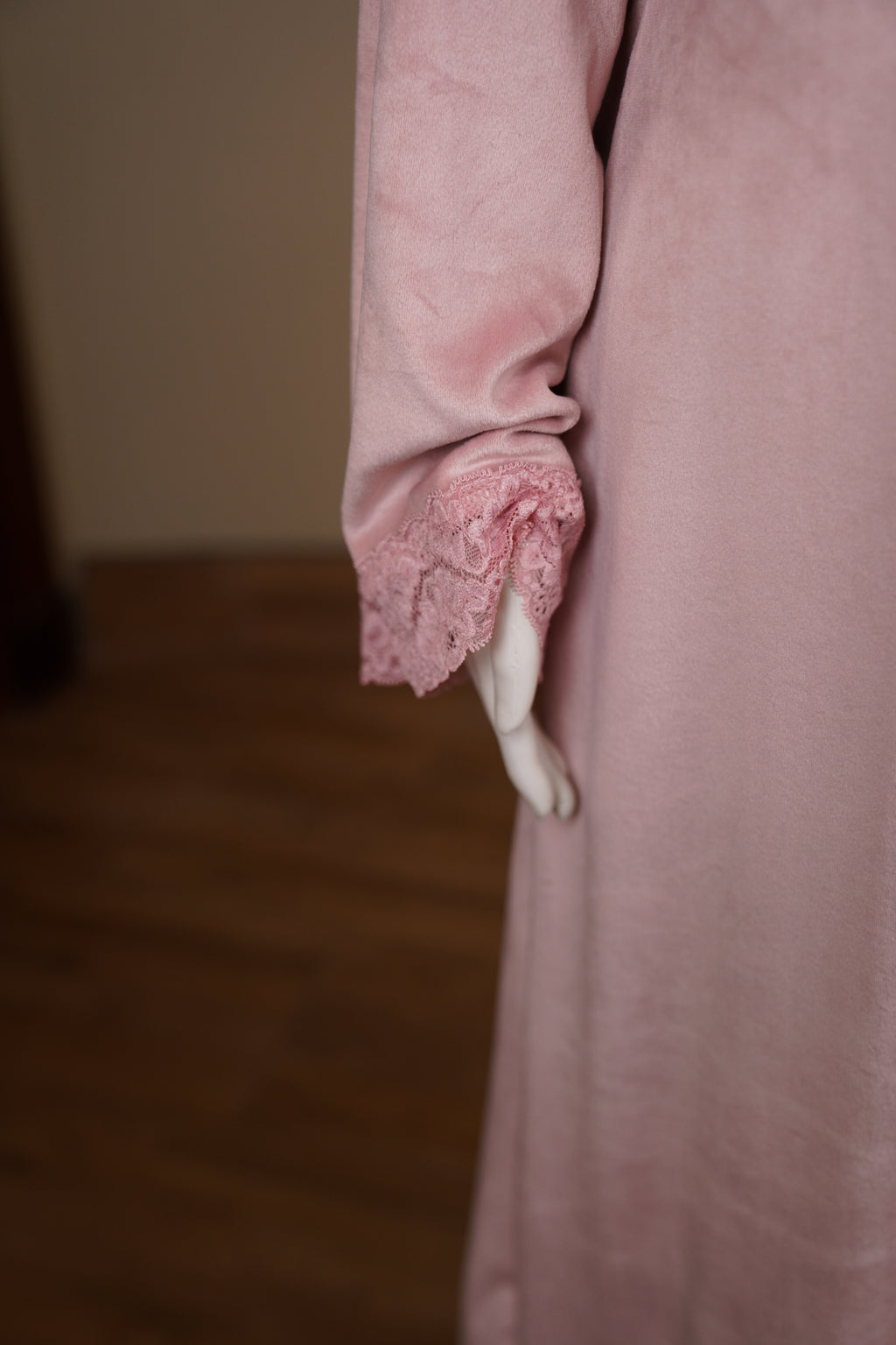Queen Nightgown