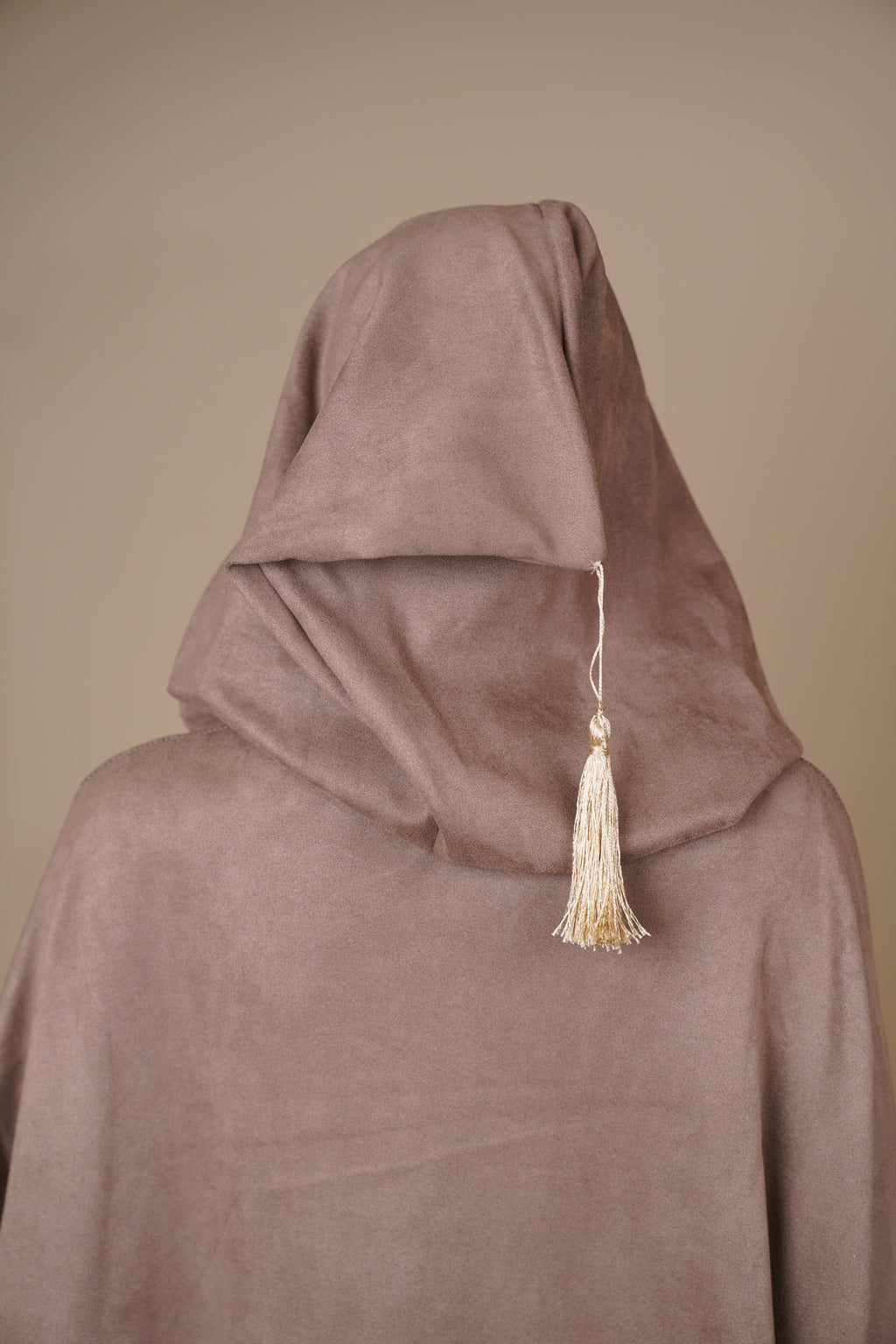 Winter Isdal Abaya
