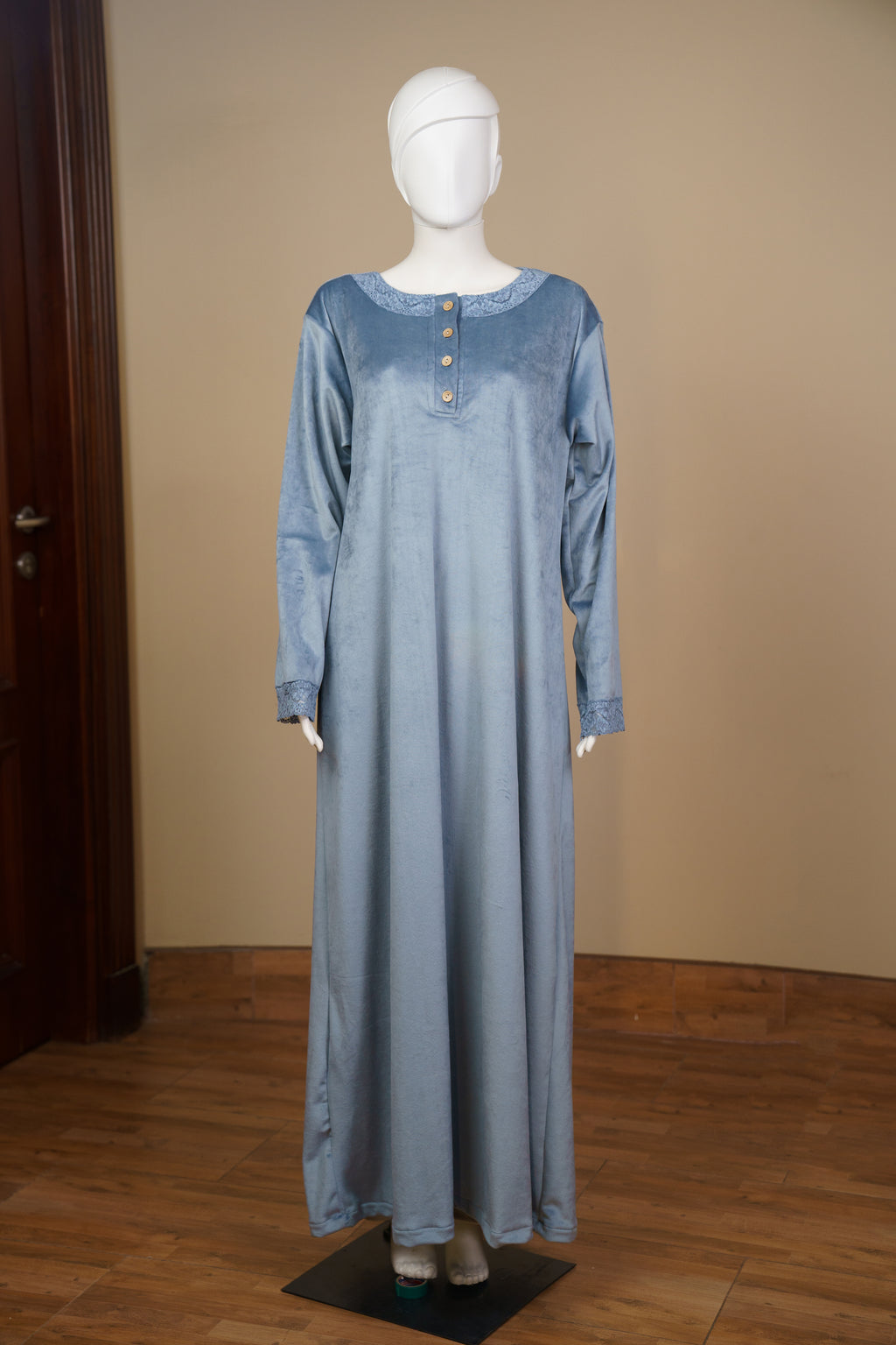 Queen Nightgown