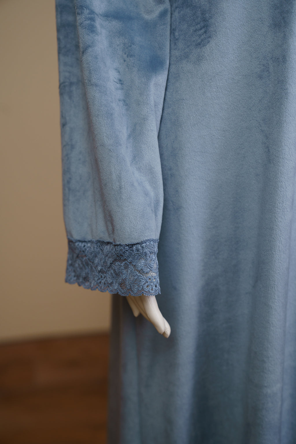 Queen Nightgown