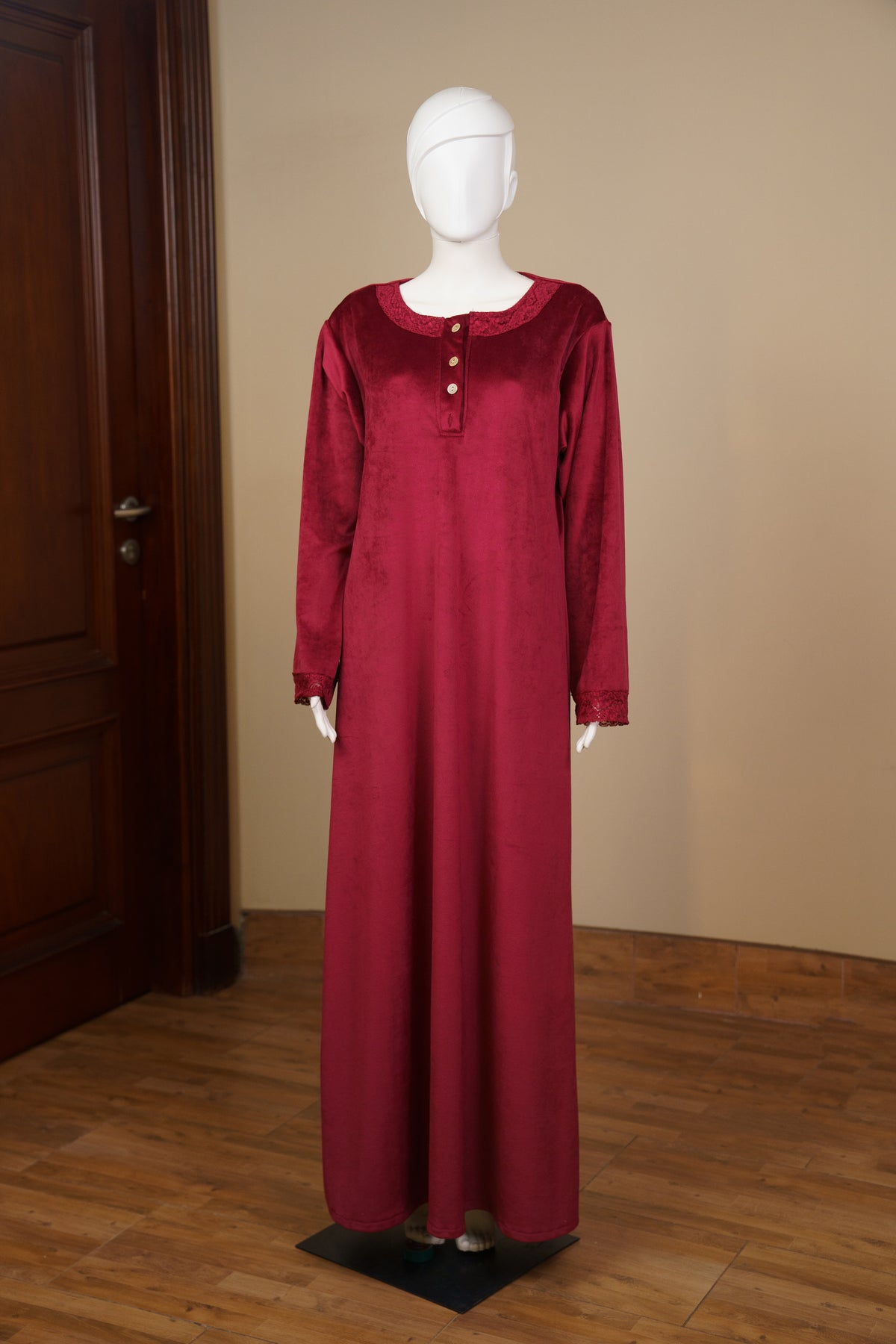 Queen Nightgown