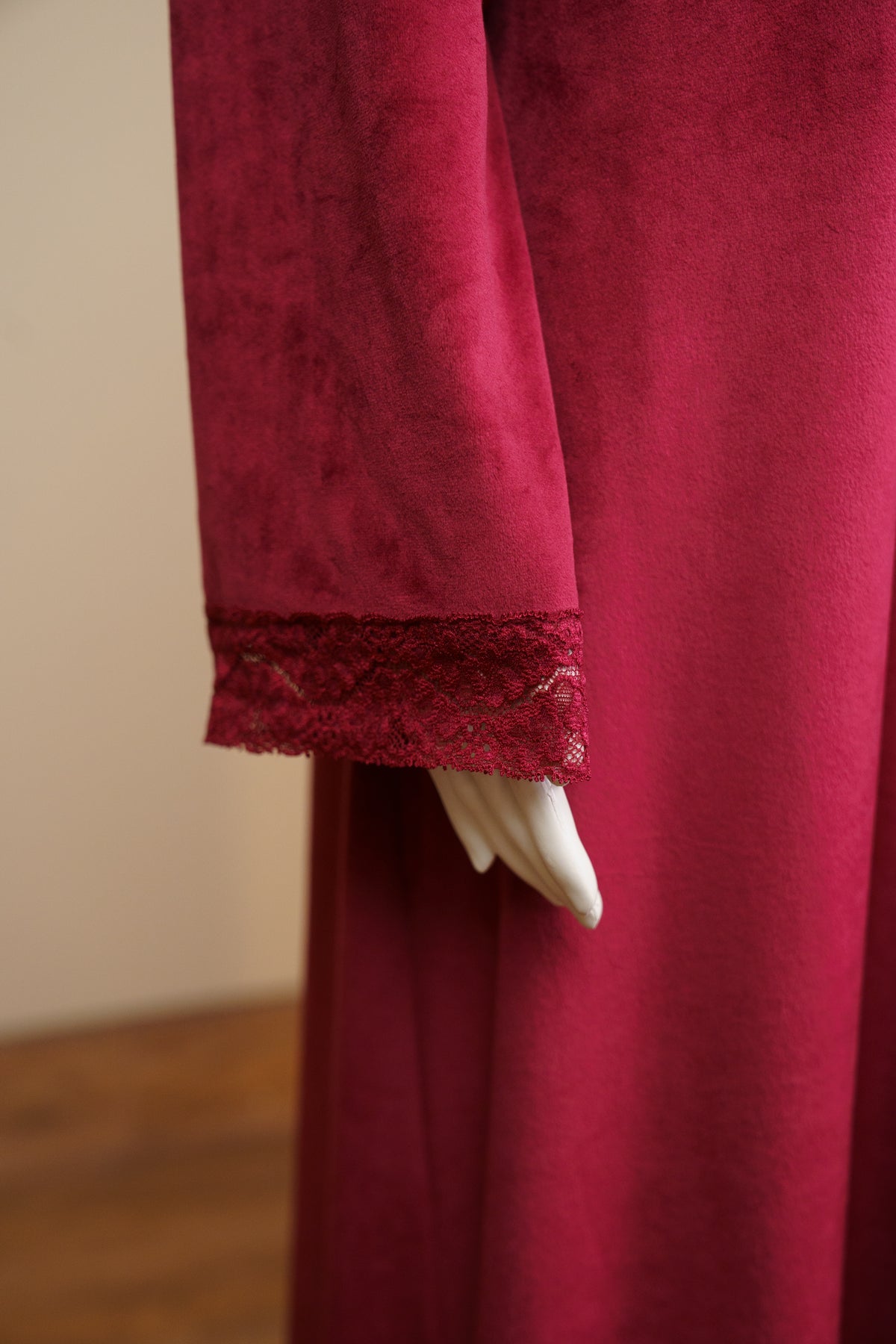 Queen Nightgown